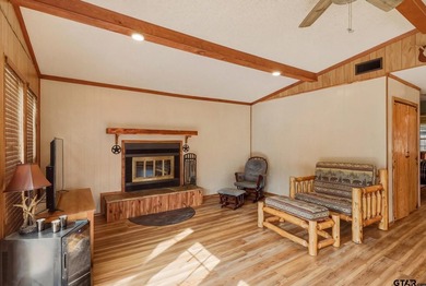 The Ultimate Holly Lake Retreat: Modern Updates & Resort Living - photo 8