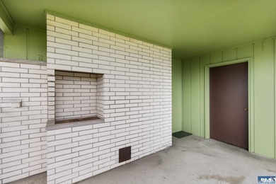 Welcome to easy convenient living in the heart of beautiful - photo 21