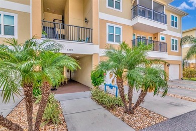 Welcome to this beautifully updated 3-bed, 2-bath, 1,228 sq ft - photo 3