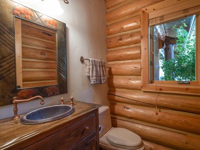 Welcome to The Riverview Retreat at Nakoma, a masterpiece full - photo 24