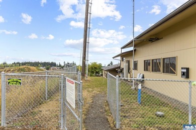 Welcome to easy convenient living in the heart of beautiful - photo 35