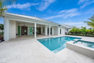 WEST OF US-41, ELEVATED to *X* FLOOD ZONE! This home is MOVE-IN - photo 6