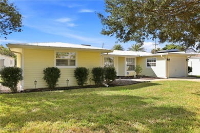 Caloosahatchee River Home Sale Pending in North Fort Myers Florida
