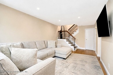 Welcome to this beautifully renovated two-bedroom, two-bath - photo 5