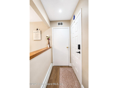 Welcome to this beautifully renovated two-bedroom, two-bath - photo 6