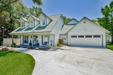 Lake Home For Sale in Granbury, Texas