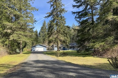 Tucked away privacy with surrounding trees (including fruit - photo 46