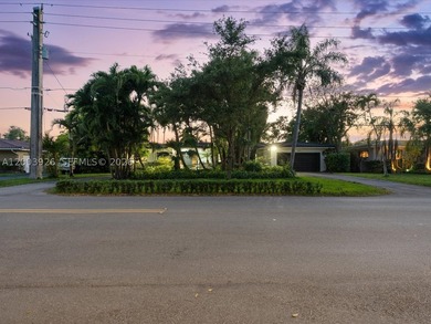 Discover a rare opportunity to own a prime waterfront property - photo 8