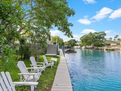 Discover a rare opportunity to own a prime waterfront property - photo 10