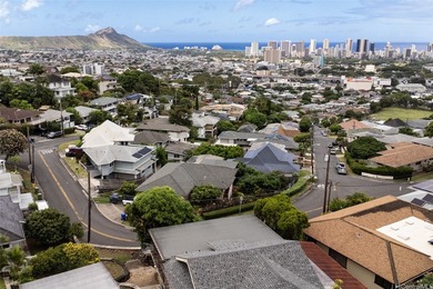 Discover the incredible potential of this hidden gem nestled in - photo 11