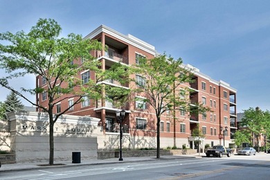 WONDERFUL SUNNY CONDO IN THE HEART OF DOWNTOWN ELMHURST WITH - photo 1