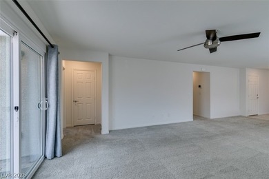 ***A MUST SEE!!!*** Rare find!!! Welcome to this beautifully