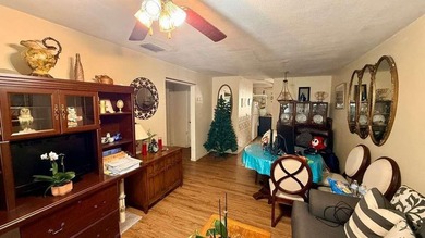 Excellent opportunity to own a well-located duplex in the heart - photo 14