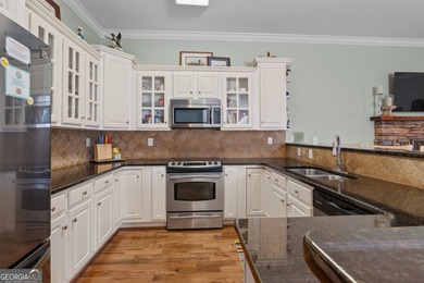 Tucked away in the heart of Lake Wedowee, 967 Wright Way offers - photo 17