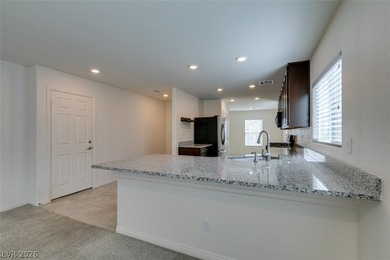 ***A MUST SEE!!!*** Rare find!!! Welcome to this beautifully