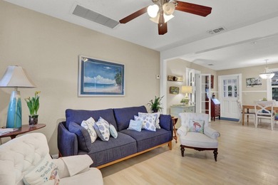 Charming coastal bungalow ideally located just mins from the - photo 6
