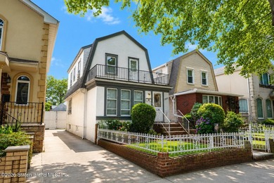 Opportunity awaits in Bensonhurst! This detached 2-family home - photo 4