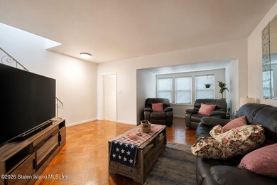 Opportunity awaits in Bensonhurst! This detached 2-family home - photo 10