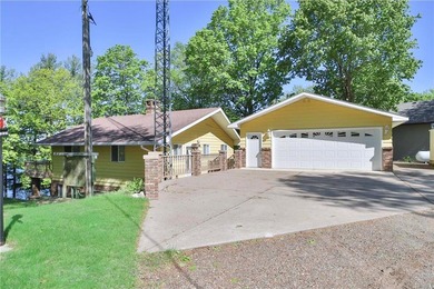 Hanging Kettle Lake Home Active Under Contract in Aitkin Minnesota