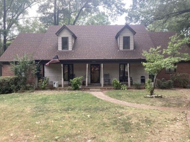 Lake Home For Sale in Memphis, Tennessee