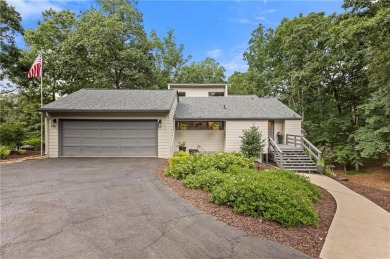 Lake Lanier Home For Sale in Gainesville Georgia