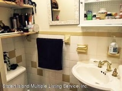 16359H-SHORT SALE PENDING LENDER APPROVAL - BEING SOLD AS IS - photo 5