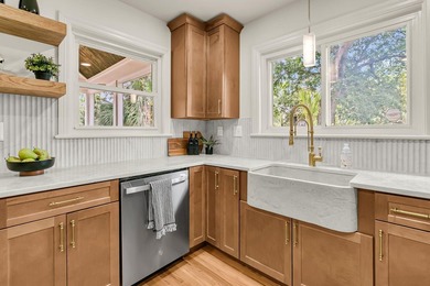 Welcome to 161 Gordon, where Downtown luxury meets Wagener - photo 12