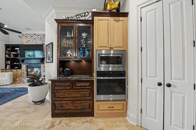 Welcome to this exquisite home in the coveted Graveline Pointe - photo 14