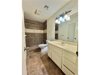 Income-Producing Corpus Christi Duplex | Active Leases in place| - photo 16