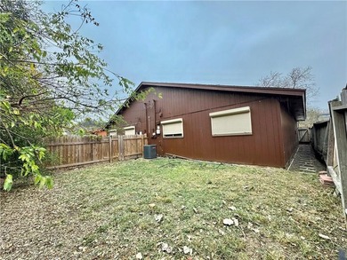 Income-Producing Corpus Christi Duplex | Active Leases in place| - photo 19