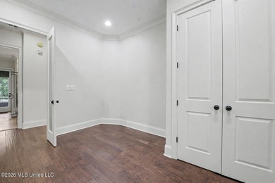 Welcome to this exquisite home in the coveted Graveline Pointe - photo 25