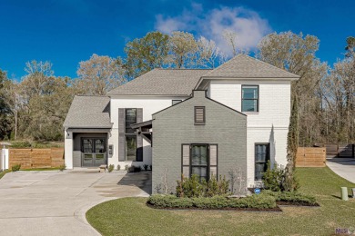 Lake Home For Sale in Baton Rouge, Louisiana