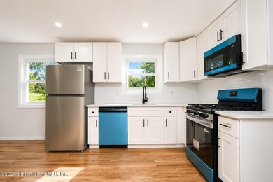 Welcome to 335 Oder Avenue, a beautifully renovated legal - photo 5