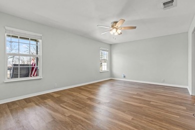 Move-In Ready Home in Crestwood Subdivision on Lake O' the Pines - photo 11