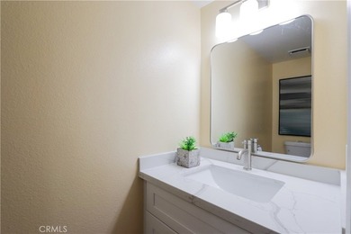 Beautifully Updated 3-Bedroom, 2-Bath Townhouse with an Attached - photo 14