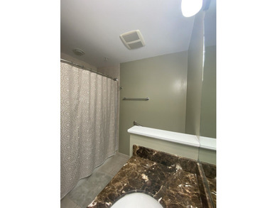 Beautiful, spacious 2-bedroom, 2-bath condo in an impeccably - photo 17