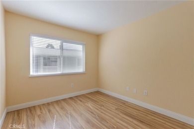 Beautifully Updated 3-Bedroom, 2-Bath Townhouse with an Attached - photo 23