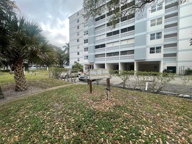 Seller is offering $5,000 toward the buyer's closing costs - photo 24