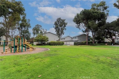 Beautifully Updated 3-Bedroom, 2-Bath Townhouse with an Attached - photo 32