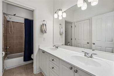 REDUCED 15K!!! *SELLER TO CONTRIBUTE $5,000 TOWARDS PURCHASER'S - photo 44