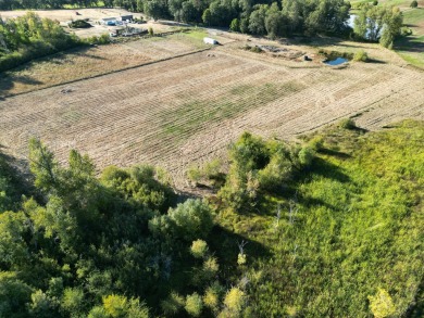 (private lake, pond, creek) Acreage Sale Pending in Grants Pass Oregon