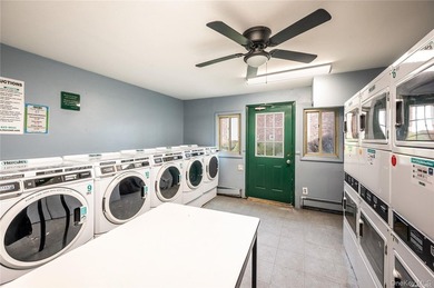 Come see this updated 1 Bedrooms, 2nd Floor Unit featuring - photo 12
