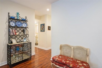 Elegant, pristine, and spacious 2-bedroom, renovated 2.5-bath - photo 12
