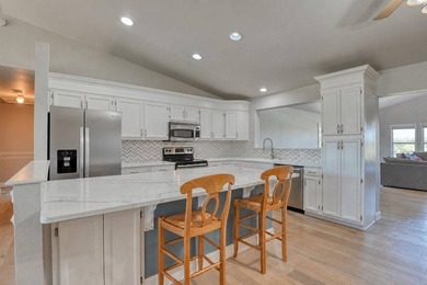 tunning 40-acre horse property with a beautifully updated home - photo 4
