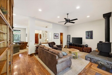 915 Golf Club Rd - photo 14