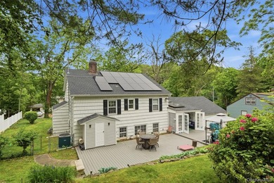 Welcome to this wonderful home, where comfort, elegance, and - photo 5