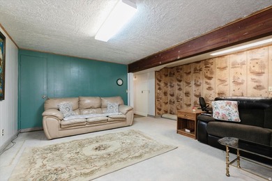 Like to cook and entertain quests or just have a busy family or