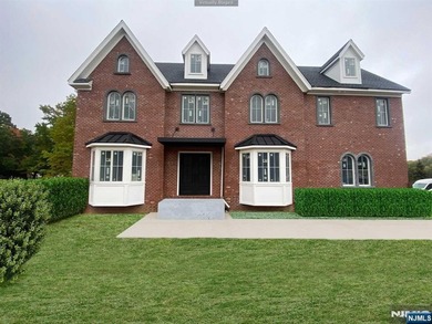 THIS IS A TOWNHOME.. WITH A HOA FEE...First time offering, in - photo 3