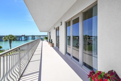 Welcome to 'Fort Destin', where you'll find a unique waterfront - photo 6