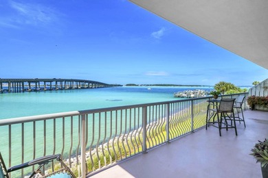 Welcome to 'Fort Destin', where you'll find a unique waterfront - photo 9
